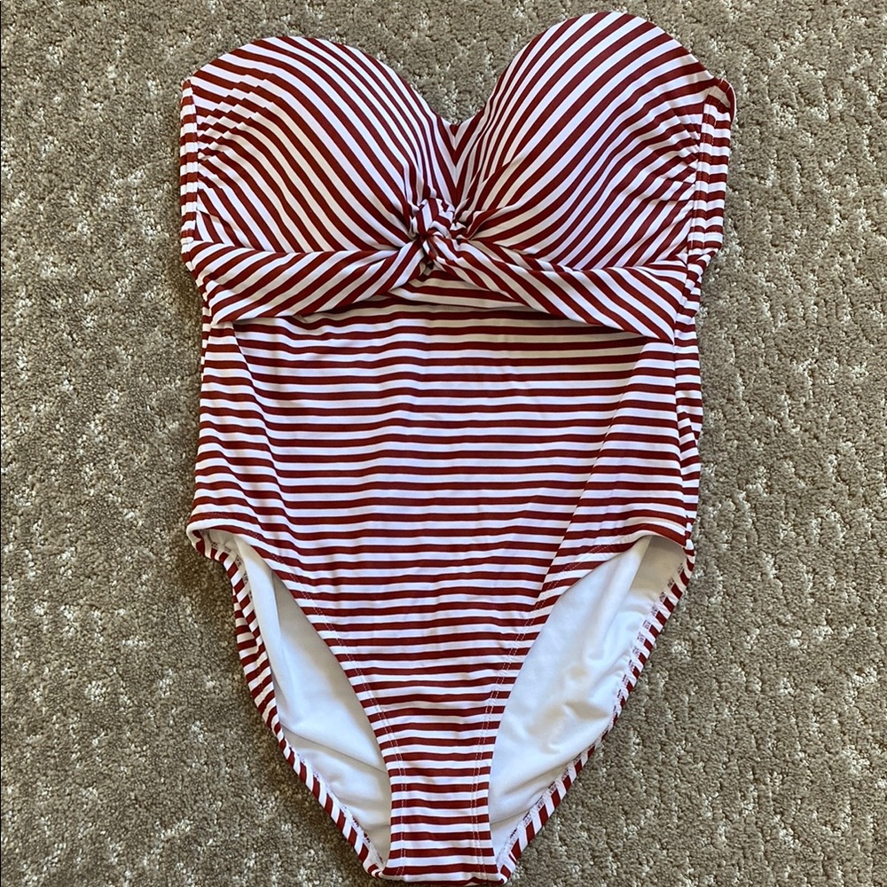Kona Sol One Piece Swimsuit with Sweetheart Neckline
